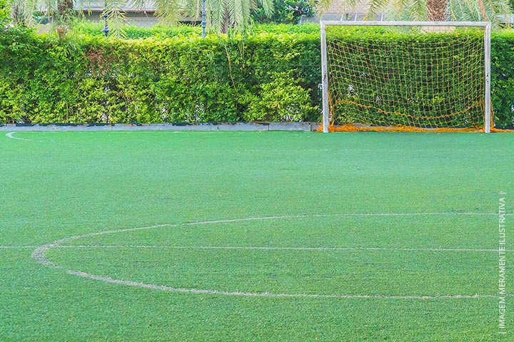 Campo de futebol